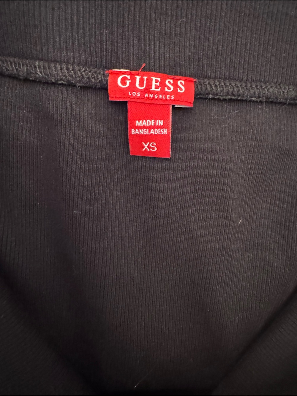 GUESS - Picture 6 of 6